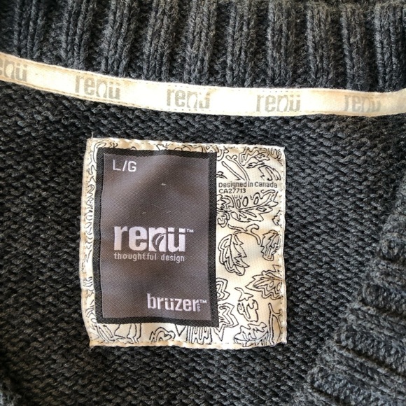 University of Guelph School  Sweater - Picture 9 of 10